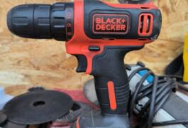 Location outil Visseuse  Black et decker près de Rivehaute