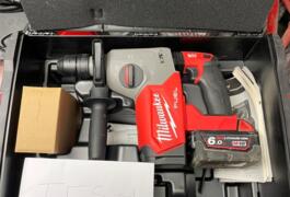 Location outil Perforateur burineur électrique Milwaukee près de Loos