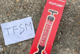 Location outil Pompe à deboucher  près de Pierrefitte-sur-Sauldre