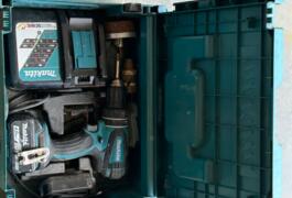 Location outil Perceuse visseuse Sans-fil Makita près de Lannebert