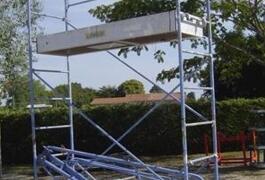 Location outil Échafaudage mobile avec stabilisateurs près de Moyenmoutier