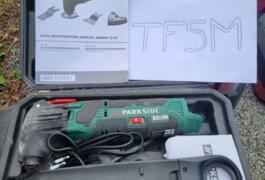 Location outil Outils multifonction  Parkside près de Saint-Coulomb