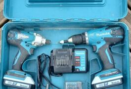 Location outil Visseuse électrique Makita près de Champdeuil