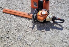 Location outil Taille haie Thermique Stihl près de Noves