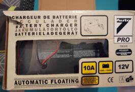 Location outil Chargeur de batterie AUTO/MOTO 12V  près de Le Meux