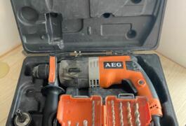 Location outil Perforateur à percussion électrique Aeg près de Herblay-sur-Seine