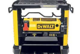Location outil Raboteuse Dewalt DWE733-QS  Dewalt près de Caluire-et-Cuire