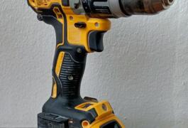 Location outil Perceuse visseuse Sans-fil Dewalt près de Metz