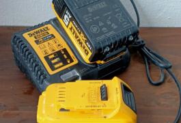 Location outil Batterie 18V 5AH  Dewalt près de Metz