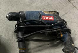 Location outil Perforateur électrique Ryobi près de Hégenheim
