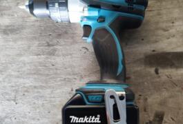 Location outil Visseuse perceuse Sans-fil Makita près de Avoine