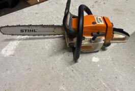 Location outil Tronçonneuse à bois Thermique Stihl près de Fargues