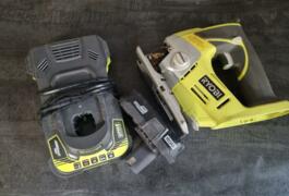 Location outil Scie sauteuse Laser Ryobi près de Nice