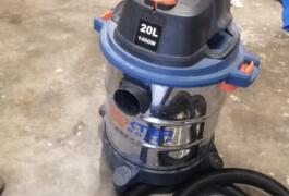 Location outil Aspirateur eau poussière électrique près de Noiron-sous-Gevrey