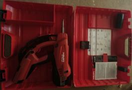 Location outil Cloueur Gaz Hilti près de Lanester