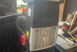 Location outil Broyeur de végetaux électrique près de Marchemaisons