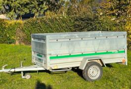 Location outil Remorque Moins de 750kg près de Saint-Sulpice-des-Landes