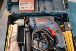 Location outil Perceuse électrique Bosch près de Non renseignée