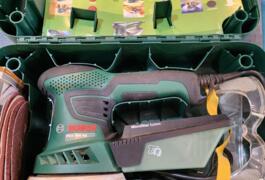 Location outil Ponceuse électrique Bosch près de Non renseignée