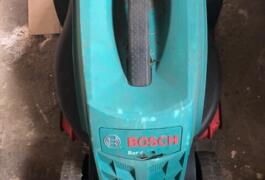 Location outil Tondeuse à gazon électrique Bosch près de Gujan-Mestras