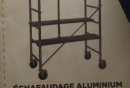 Location outil Échafaudage roulant  près de Surzur