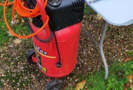 Location outil Compresseur Thermique près de Pruniers-en-Sologne