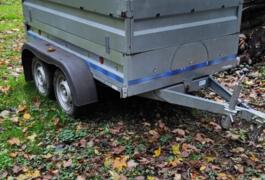 Location outil Remorque double essieux Moins de 750kg près de Pruniers-en-Sologne