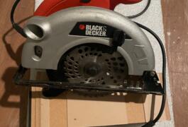 Location outil Scie circulaire  Black et decker près de Lyon