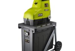 Location outil Broyeur de végetaux électrique Ryobi près de Montenay