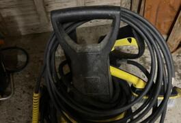 Location outil Nettoyeur haute pression électrique Karcher près de Sevrier