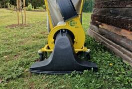 Location outil Aspirateur de feuilles  Honda près de Neuville-les-Dames