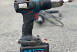Location outil Visseuse perceuse Sans-fil Bosch près de Annay