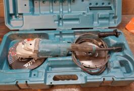 Location outil Disqueuse 230mm Makita près de Cuxac-d'Aude