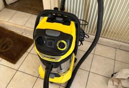 Location outil Aspirateur eau poussière électrique Karcher près de Bourg-en-Bresse