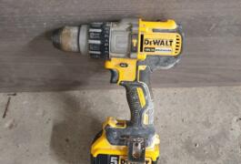 Location outil Perceuse visseuse Sans-fil Dewalt près de Vitrolles