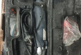 Location outil Outil multifonction électrique près de Seiches-sur-le-Loir