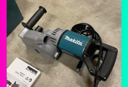 Location outil Rainureuse Makita SG150 électrique Makita près de Le May-sur-Èvre