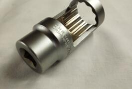 Location outil Douille 27 injecteur  près de Serville