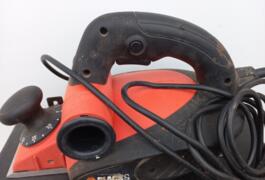 Location outil Rabot à bois électrique près de Dardez