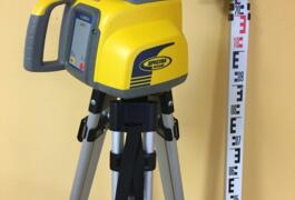 Location outil Laser rotatif  près de Verson