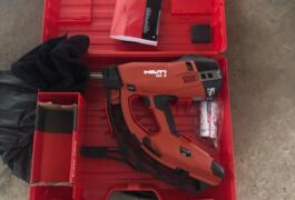 Location outil Cloueur Gaz Hilti près de Pierrelaye