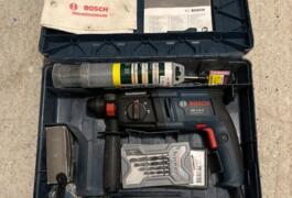 Location outil Perforateur burineur électrique Bosch près de Varennes-le-Grand