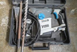 Location outil Perforateur burineur électrique Mac-allister près de Saint-Herblain