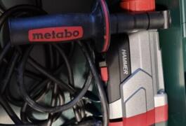Location outil Burineur perforateur électrique Metabo près de Lyon