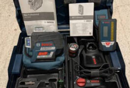 Location outil Niveau laser  Bosch près de Varennes-le-Grand