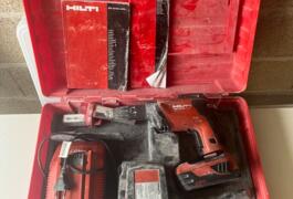 Location outil Visseuse à placo électrique Hilti près de Reims