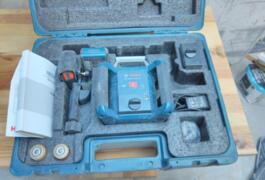 Location outil Laser rotative  Bosch pro près de Baillargues