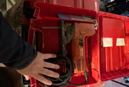 Location outil Scie sauteuse pendulaire Filaire Hilti près de Saint-Cloud