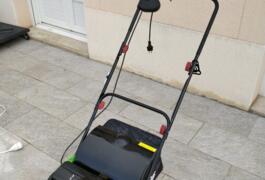 Location outil Scarificateur démousseur électrique près de Saint-Marcel