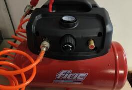 Location outil Compresseur électrique près de Léry